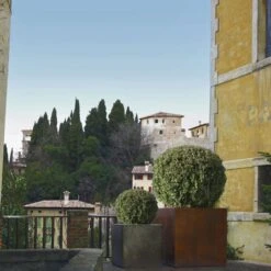 Jardinière Cube - DeCastelli