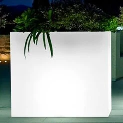Jardinière Kube High Slim Lumineuse - Euro3Plast