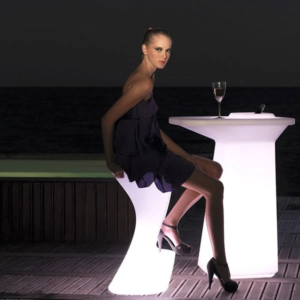 Mange Debout Lumineux Moma - Vondom – Image 3